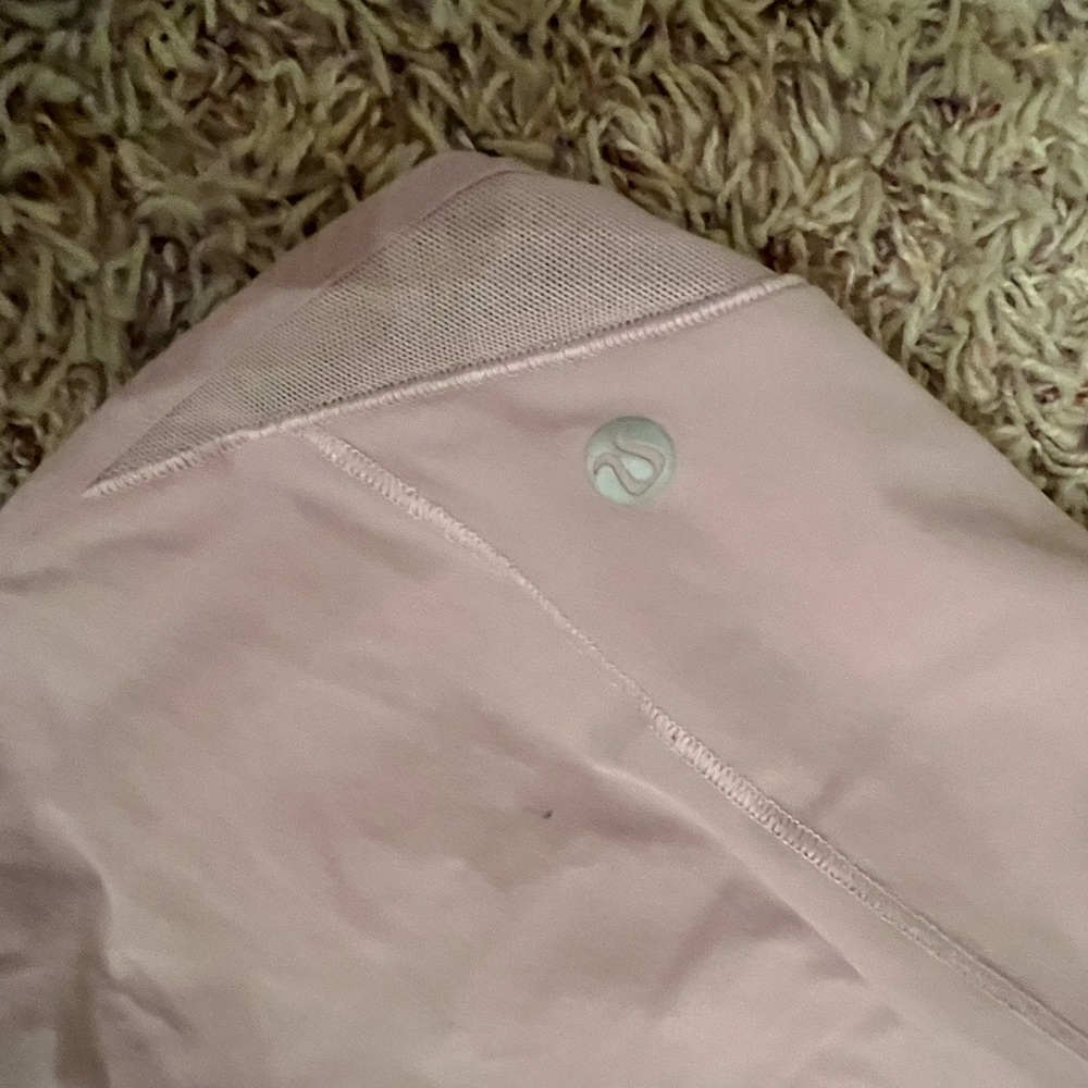 lululemon hotty hot low rise 4”